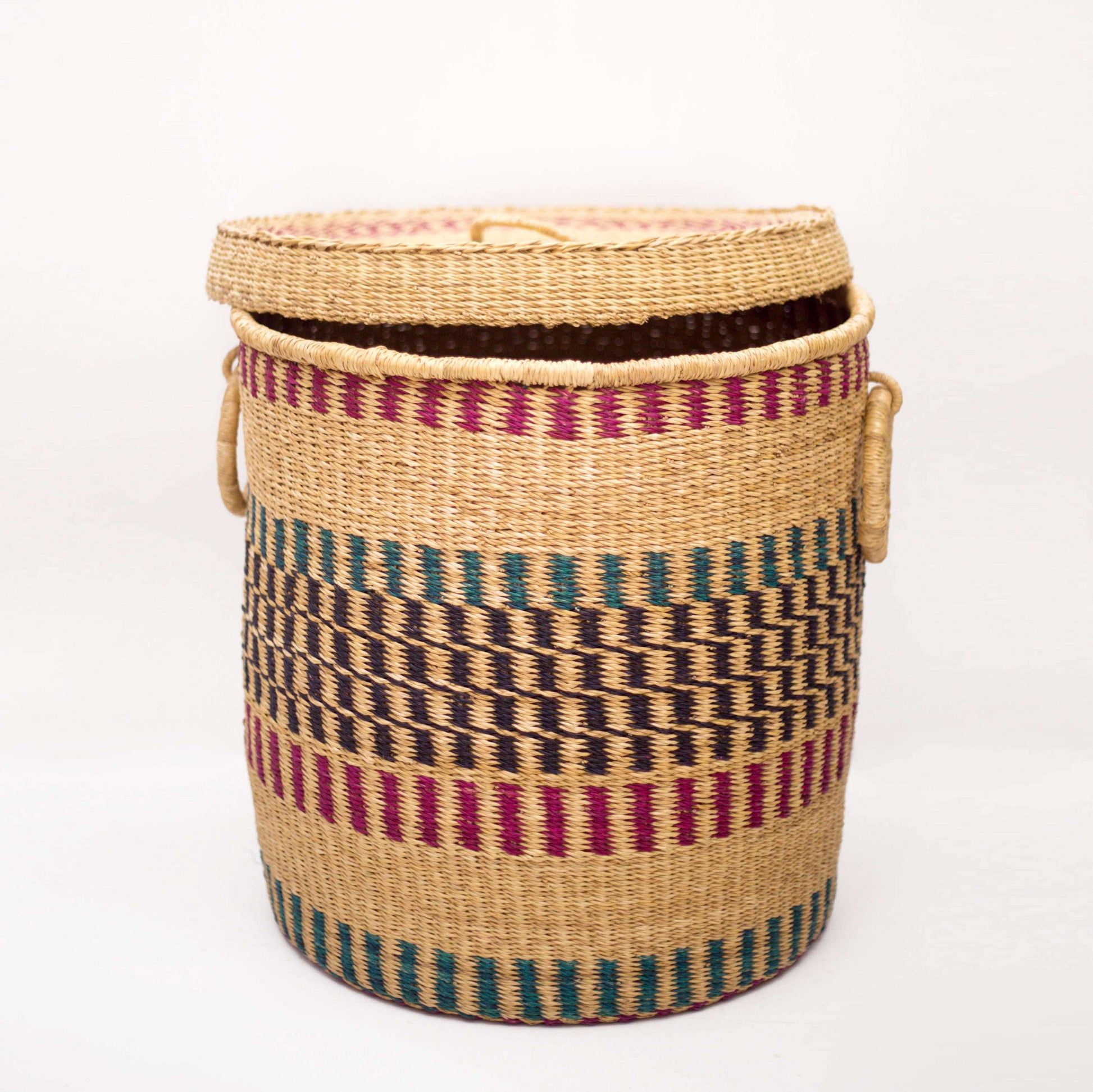 uploads/66/67360bc18c28f_LaundrybasketwithLid5.jpg